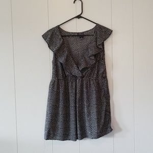 Maternity sleeveless blouse